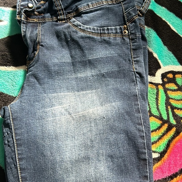 YMI Blue Skinny Jeans Classic Denim Style - Picture 8 of 8